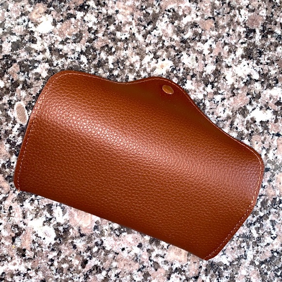 Ray-Ban Sunglass Case Brown - Picture 3 of 6